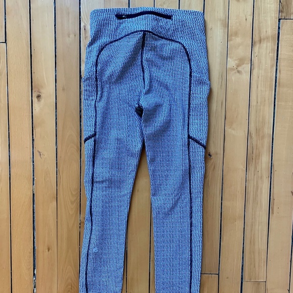 Lululemon Speed Up Tight - Picture 4 of 5